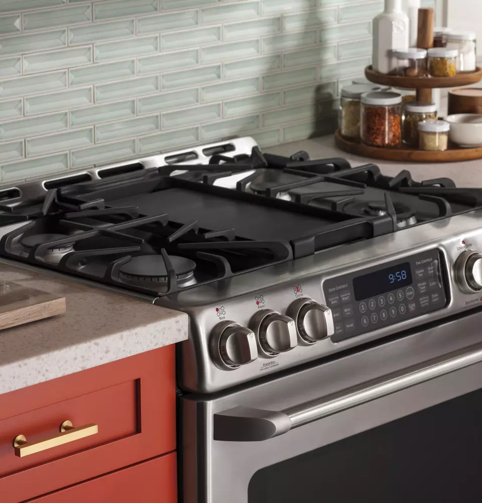 رقم شركة يونيفرسال للبوتاجازات