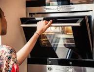 تصليح باب الفرن