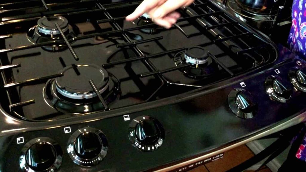 صيانة بوتاجاز زانوسي في الغربية